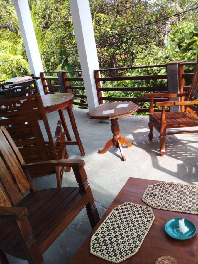 Siyon Yula - Guest House Hikkaduwa Ngoại thất bức ảnh