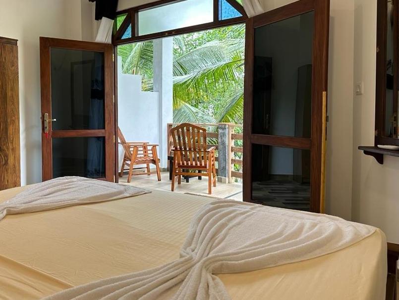 Siyon Yula - Guest House Hikkaduwa Ngoại thất bức ảnh
