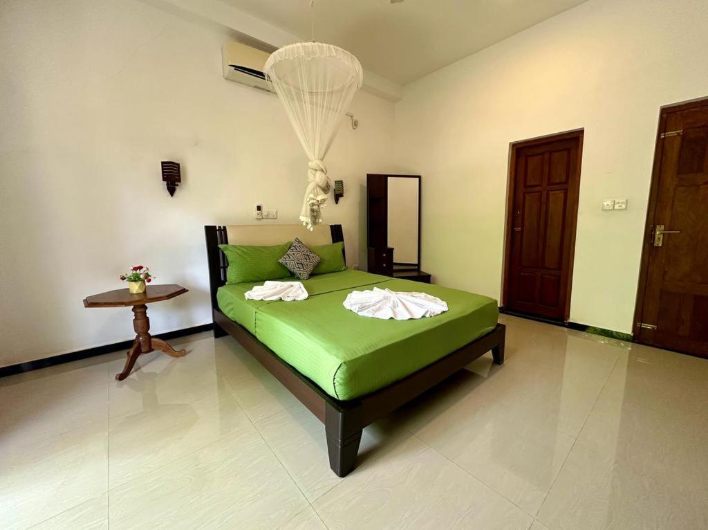 Siyon Yula - Guest House Hikkaduwa Ngoại thất bức ảnh